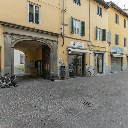 Lucca - Piazza Dell'Anfiteatro Central Apartment! Exterior foto