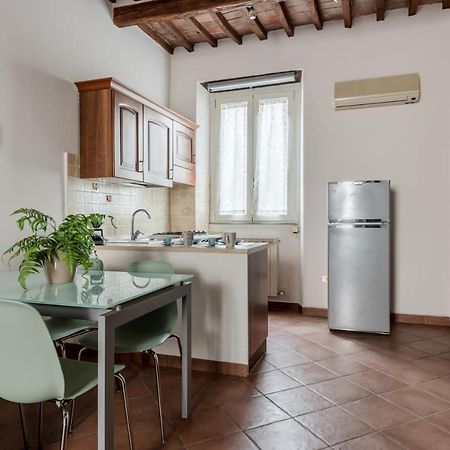 Lucca - Piazza Dell'Anfiteatro Central Apartment! Exterior foto