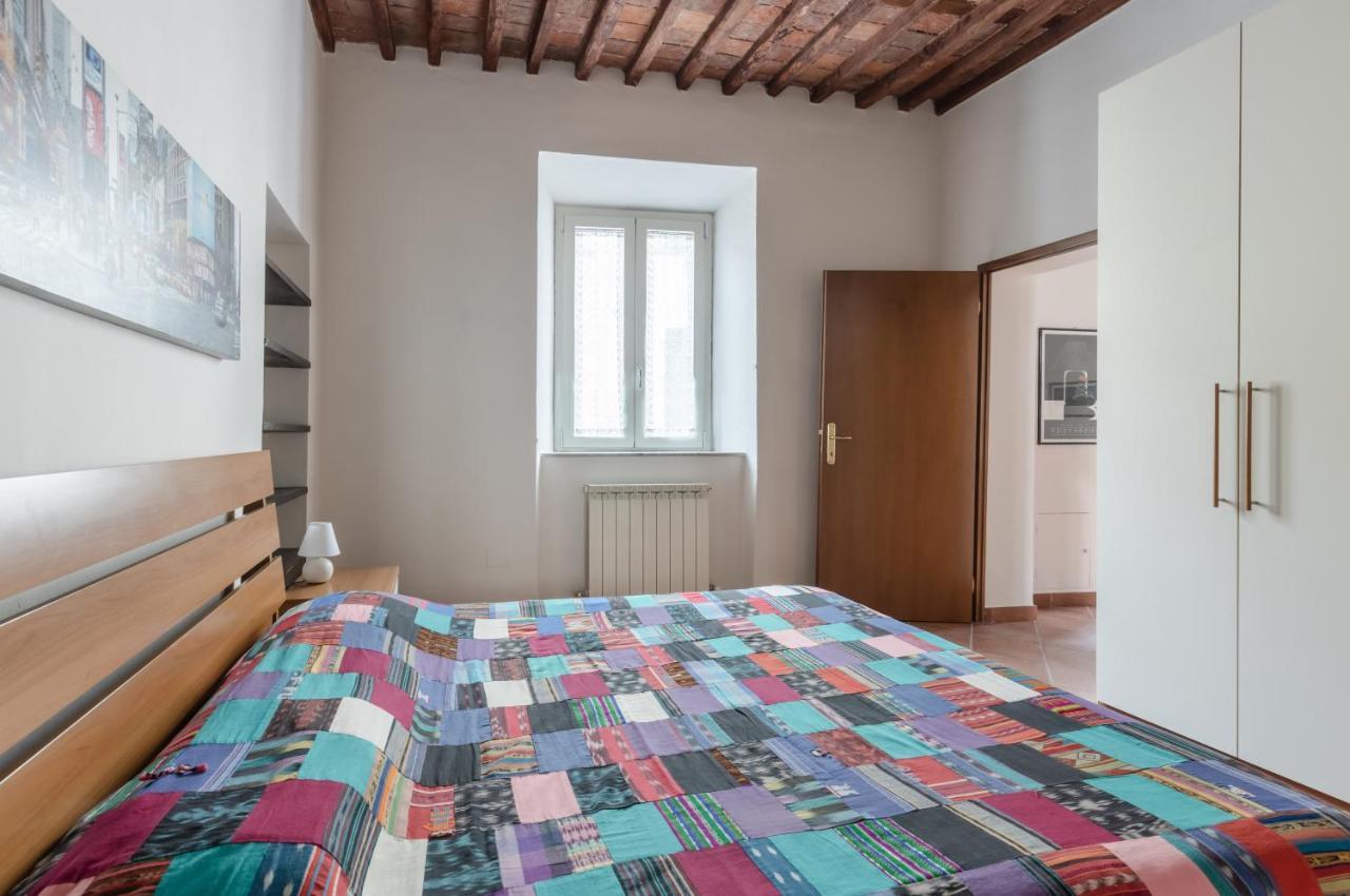 Lucca - Piazza Dell'Anfiteatro Central Apartment! Exterior foto